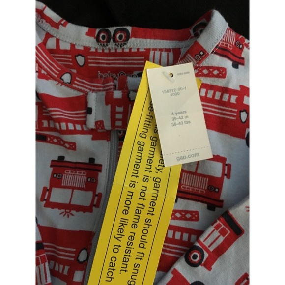 Gap kids pajamas size 4T - Picture 2 of 2
